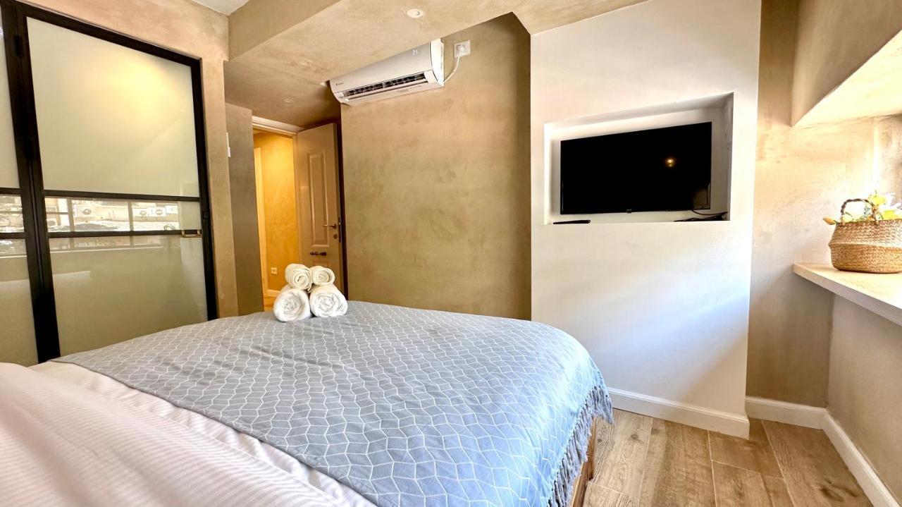 Boutique Apartment In Heart Of Haifa Exterior foto